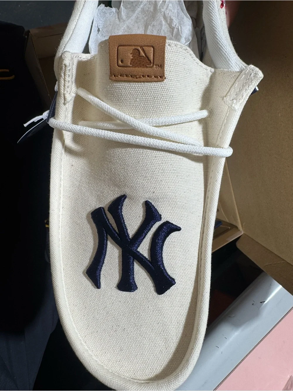 Hey Dude Men's Canvas Boat Shoes with Navy Logo 11 NWT⚾️